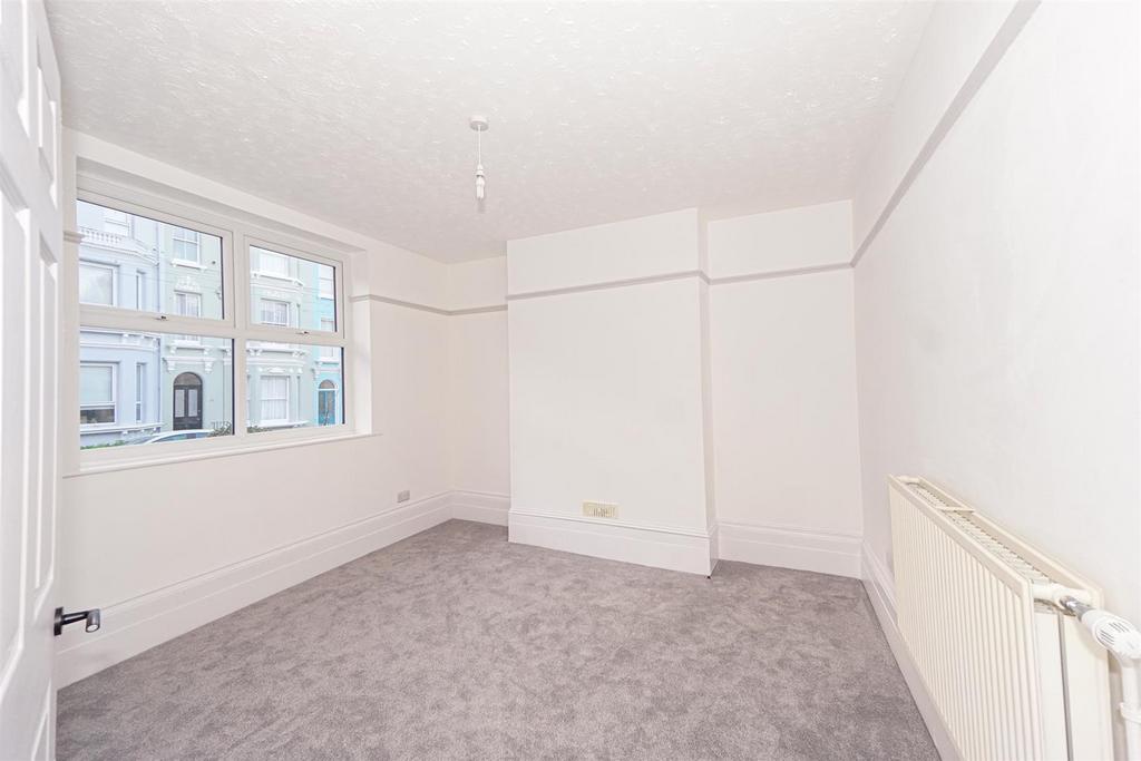 Vicarage Road, Hastings 3 bed terraced house for sale £350,000