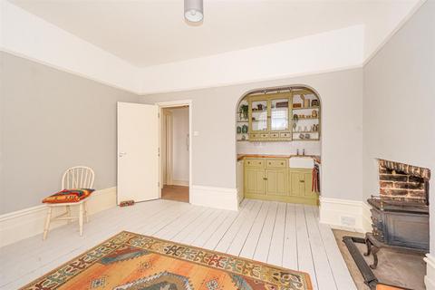 1 bedroom flat for sale, Combermere Road, St. Leonards-On-Sea