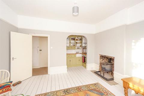 1 bedroom flat for sale, Combermere Road, St. Leonards-On-Sea