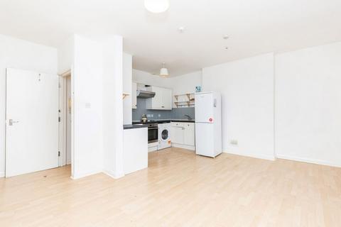 1 bedroom apartment to rent - E8
