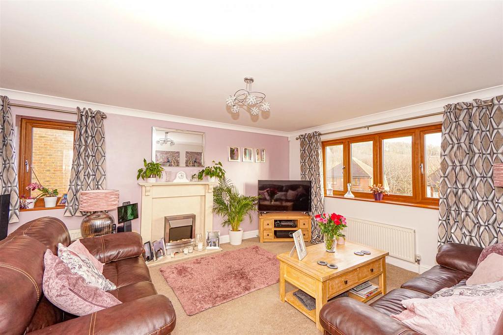 Beachy Head View, St. LeonardsOnSea 5 bed detached house £550,000