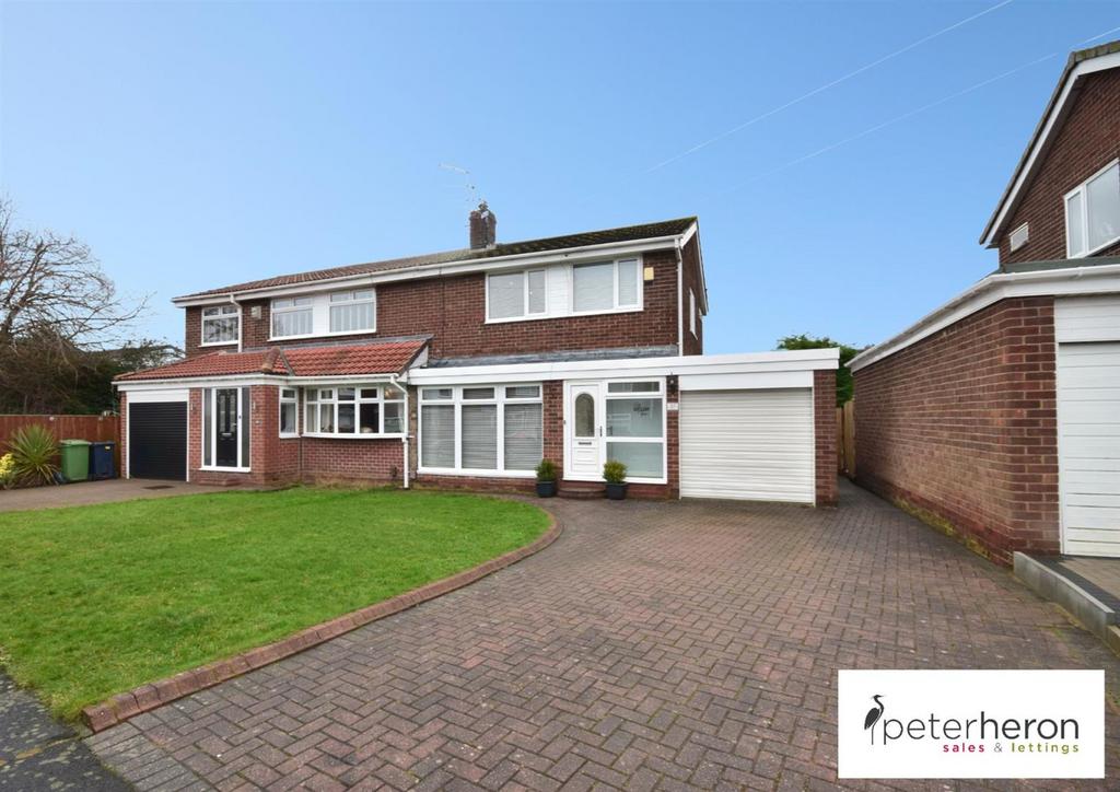 Longmeadows, East Herrington, Sunderland 3 bed semidetached house for