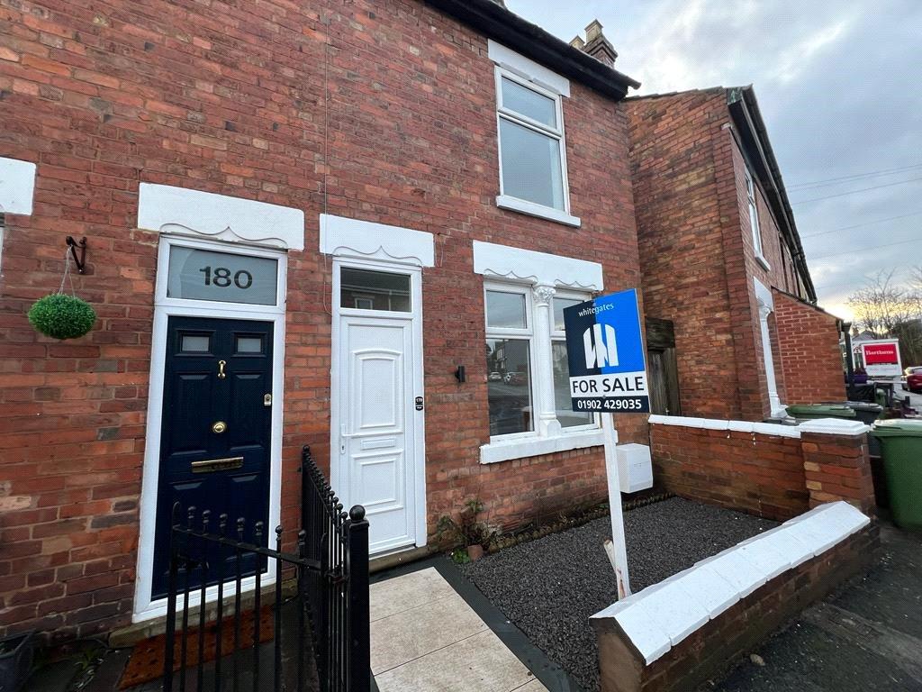 Aldersley Road, Wolverhampton, West Midlands, WV6 3 bed end of terrace