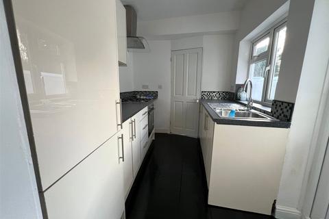 178 Aldersley Road, Wolverhampton, WV6 9NB
