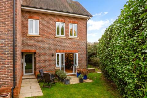 3 bedroom duplex for sale, Fieldgate Court, 42 Portsmouth Road, Cobham, Surrey, KT11