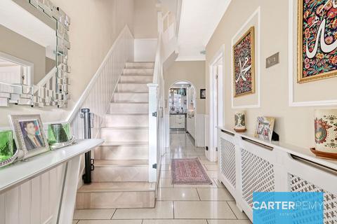 4 Broadview Avenue, Grays, RM16 2NJ