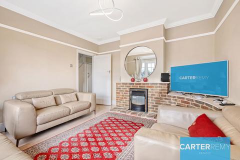 4 Broadview Avenue, Grays, RM16 2NJ