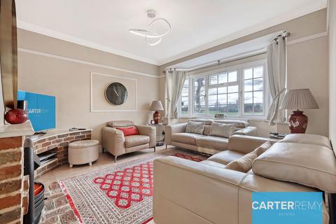 4 Broadview Avenue, Grays, RM16 2NJ