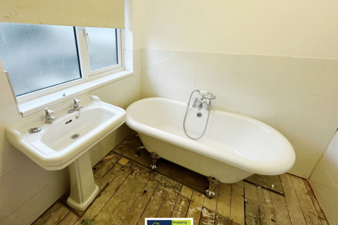 11 Barry Road, Leicester, LE5 1FA