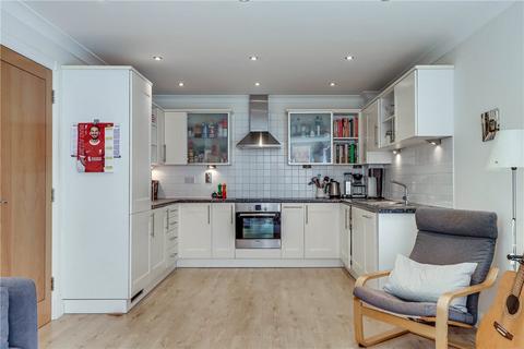 2 bedroom flat for sale, London Road, St. Albans, Hertfordshire