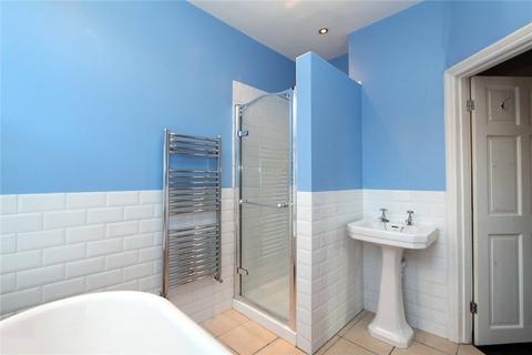 74 Princes Avenue, London, N22 7SA