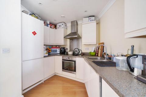 1 bedroom flat for sale, Bracknell,  Berkshire,  Market Street,  RG12,  RG12