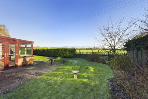 4 bedroom detached bungalow for sale, Tredington, Tewkesbury, Gloucestershire, GL20