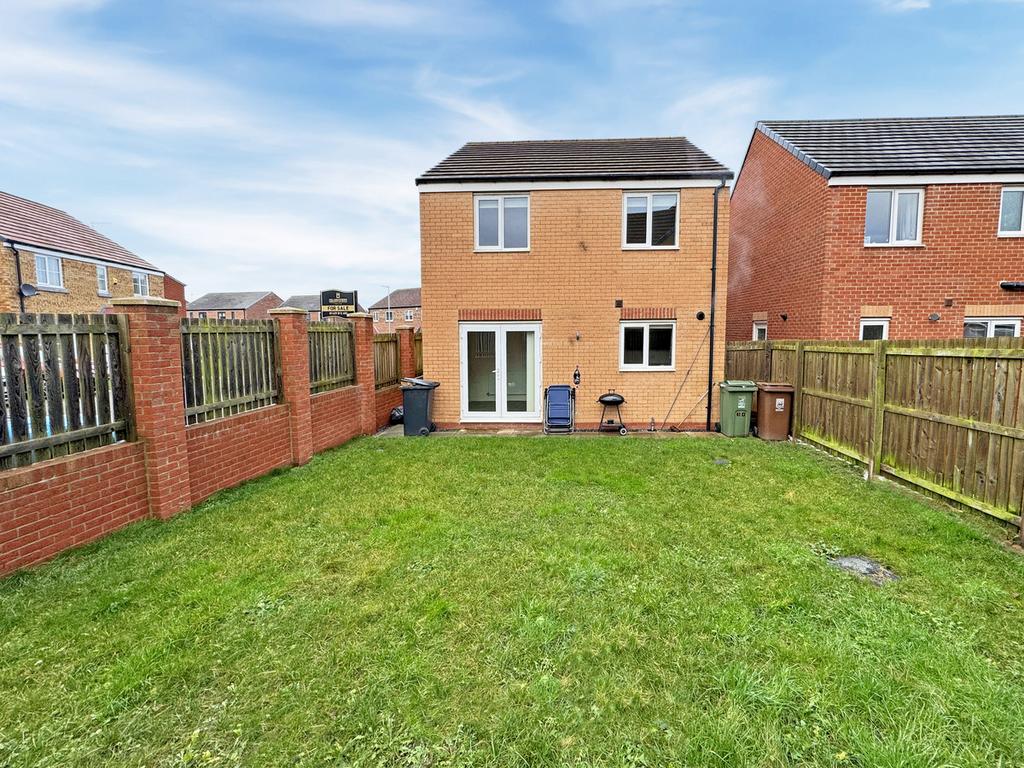 Celandine Gardens, Hartlepool, TS26 3 bed detached house £170,000