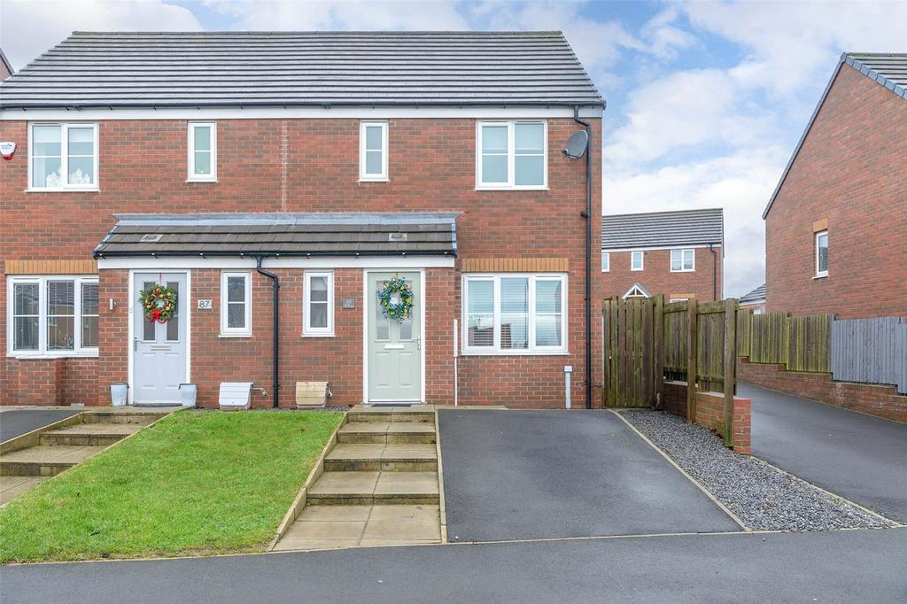 Woodham Drive, Ryhope, Sunderland, SR2 3 bed semidetached house £168,000