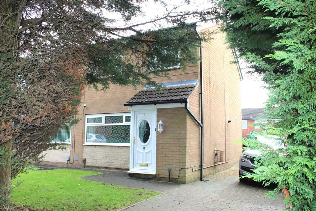 Brook Street, Oldham OL9 3 bed semidetached house for sale £229,950