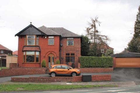 4 bedroom detached house for sale, Burnley Lane, Oldham OL1