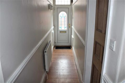 255 Fields New Road, Chadderton, Oldham, OL9 8NZ