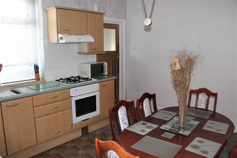 255 Fields New Road, Chadderton, Oldham, OL9 8NZ