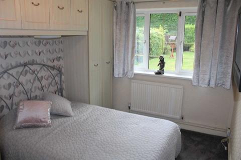 22 Tulip Close, Chadderton, Oldham, OL9 9TF