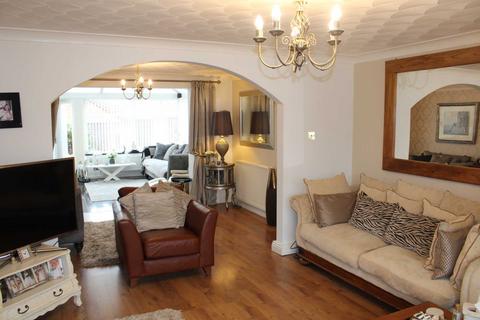 11 Birchwood, Chadderton, Oldham, OL9 9TW