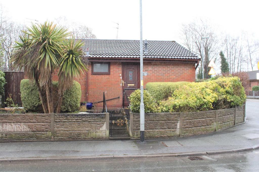 Mills Hill Road, Manchester M24 2 bed detached bungalow for sale £195,000