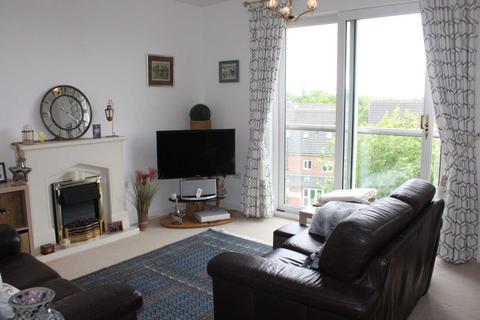 2 bedroom penthouse for sale, Sienna Court, Oldham OL9