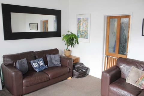 175 Denton Lane, Chadderton, Oldham, OL9 9DQ