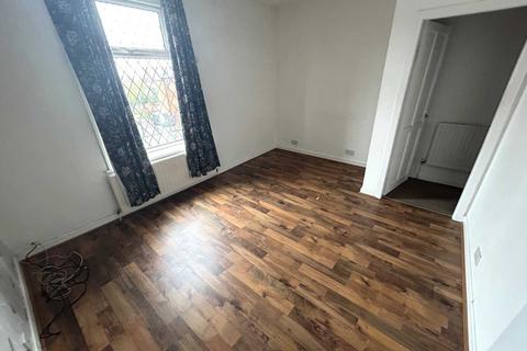175 Denton Lane, Chadderton, Oldham, OL9 9DQ