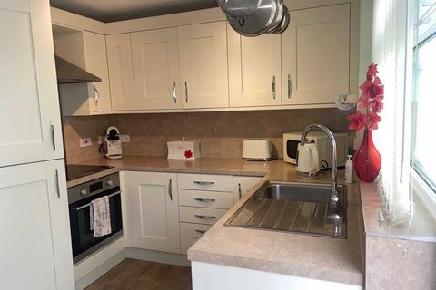 9 Amberwood, Chadderton, Oldham, OL9 9SG