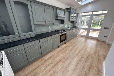 109 Birch Avenue, Chadderton, Oldham, OL1 2QU