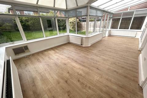 109 Birch Avenue, Chadderton, Oldham, OL1 2QU