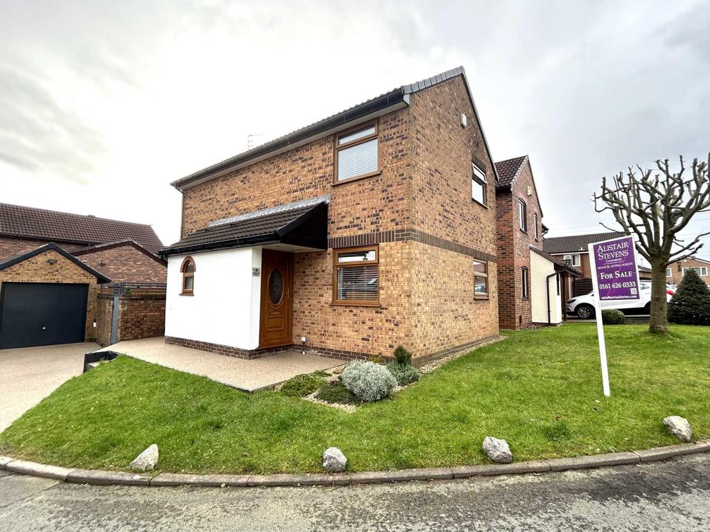 Aspenwood Drive, Oldham OL9 3 bed detached house for sale £339,950