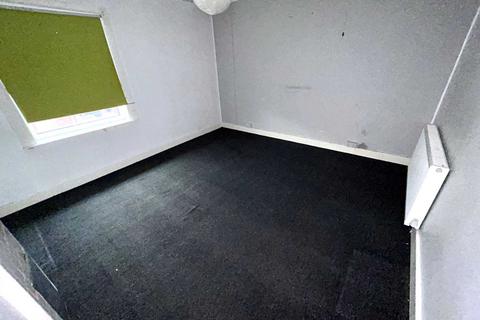 54 Hathershaw Lane, Oldham, OL8 3EX