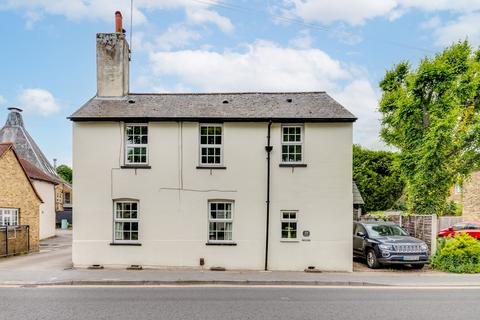 3 bedroom detached house for sale, London Road, Ware SG12