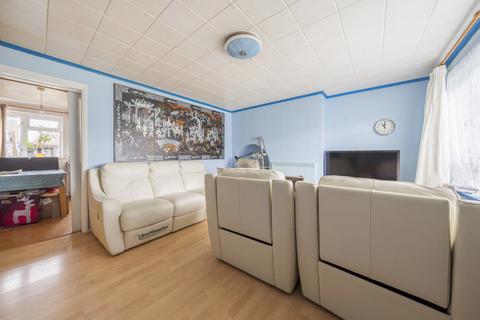 57 Pyms Road, Chelmsford, CM2 8PX
