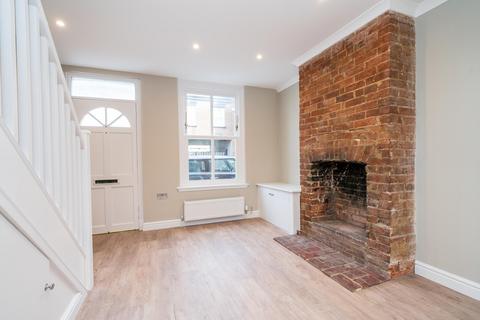 2 bedroom terraced house to rent, Grange Street, St Albans, AL3