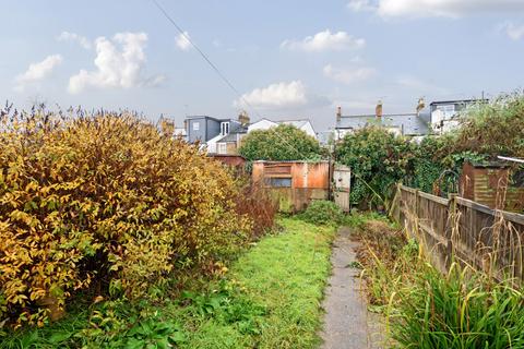 110 Arthur Road, Windsor, SL4 1RX