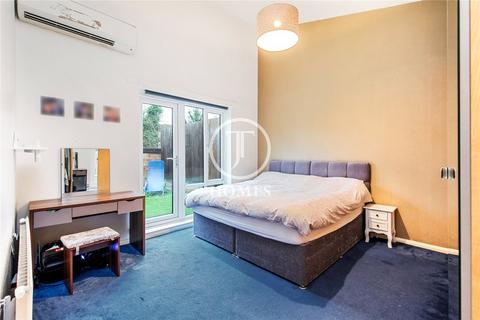 2 bedroom apartment for sale, Woodburn Close, London, NW4