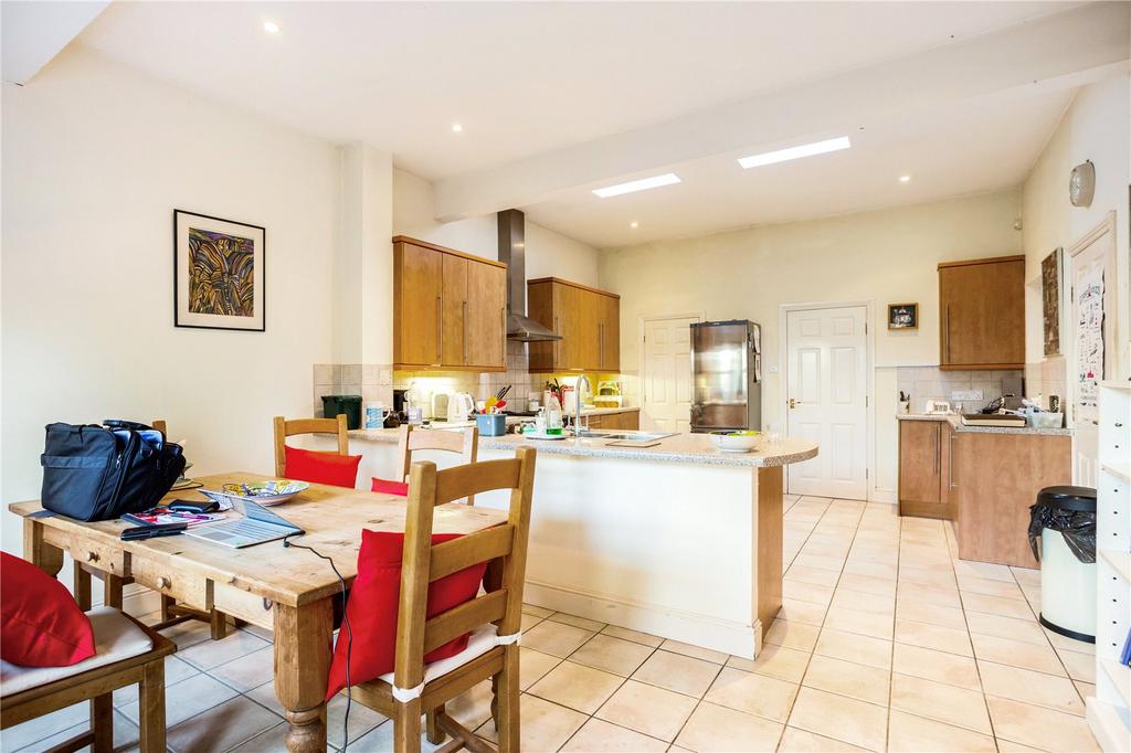 Kirchen/Dining Room