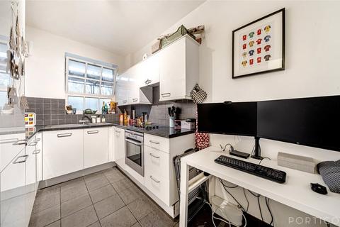 1 bedroom apartment for sale, Vicarage Crescent, London
