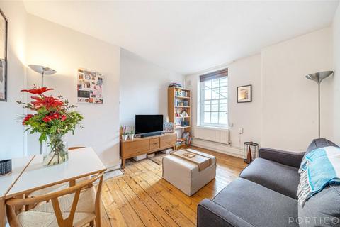 Flat 6, Archer House Vicarage Crescent, London, SW11 3LF