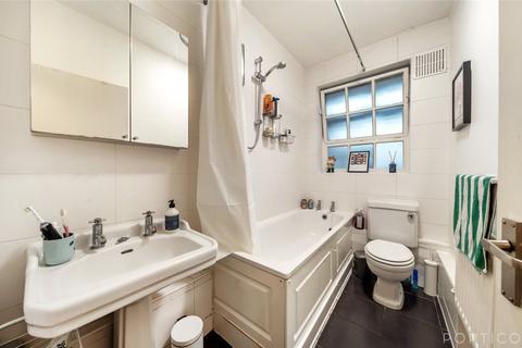 Flat 6, Archer House Vicarage Crescent, London, SW11 3LF