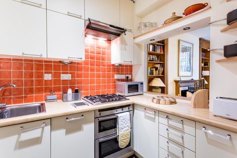 2 bedroom flat to rent, Winchester Street, London SW1V