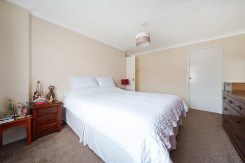 22 Allendale Road, Earley, Reading, RG6 7PB