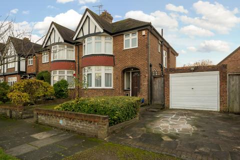 3 bedroom semi-detached house for sale - Ainsdale Crescent, Pinner, Middlesex