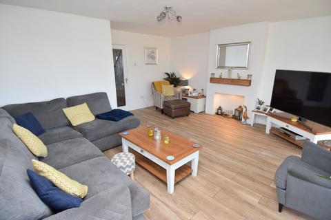 96 Countess Road, Amesbury, Salisbury, SP4 7AT