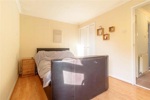 3 bedroom terraced house for sale, Mint Walk, Knaphill, Woking