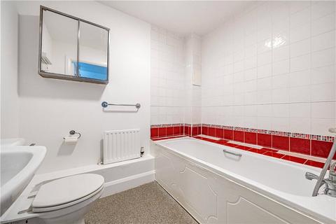 1 bedroom apartment for sale, Washbourne Court, 14 Acton Close, London