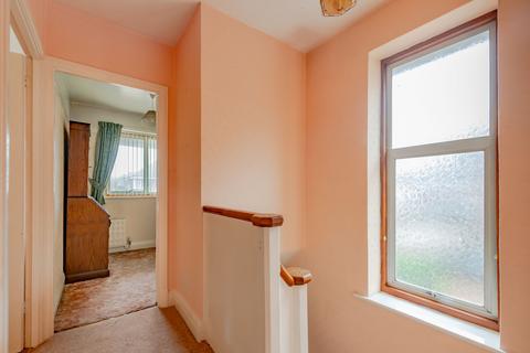 39 Orchard Way, Reigate, RH2 8DS
